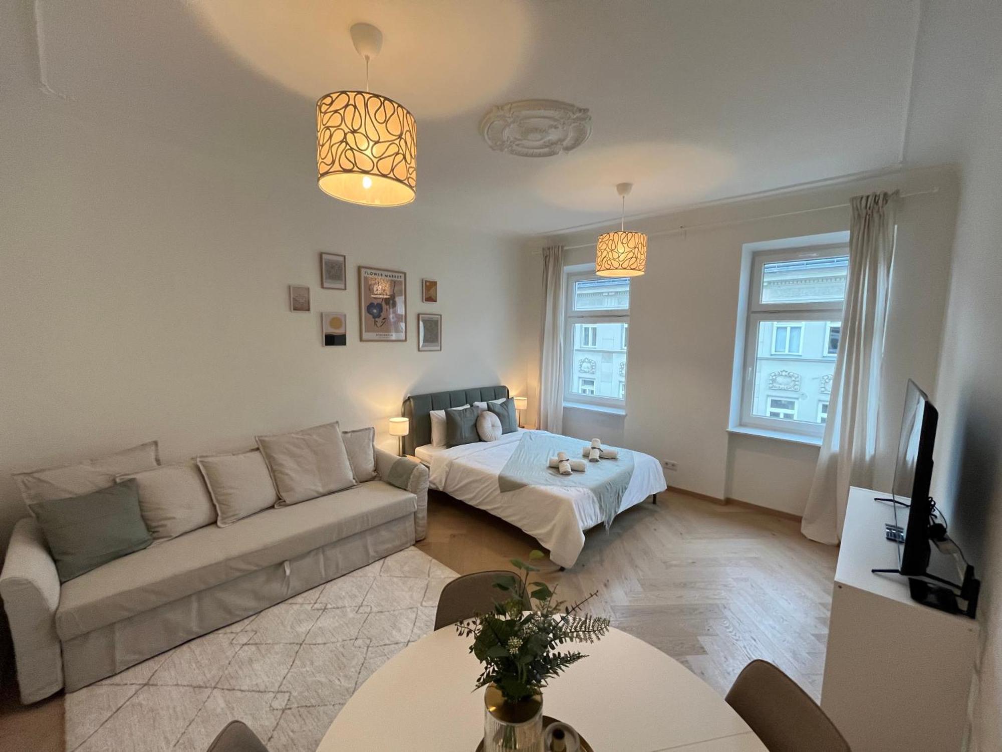 Luxurious One Room Apartment Near Schoenbrunn Palace Viena Exterior foto
