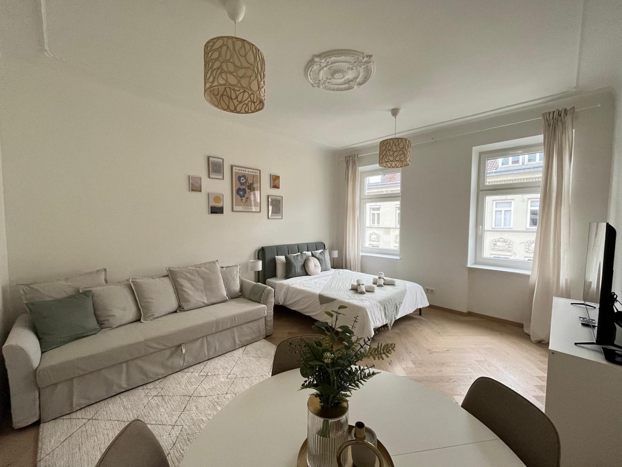Luxurious One Room Apartment Near Schoenbrunn Palace Viena Exterior foto